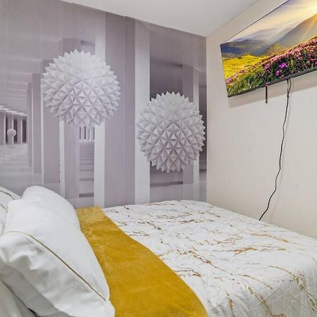Gold Rush Apartment Филаделфия Екстериор снимка